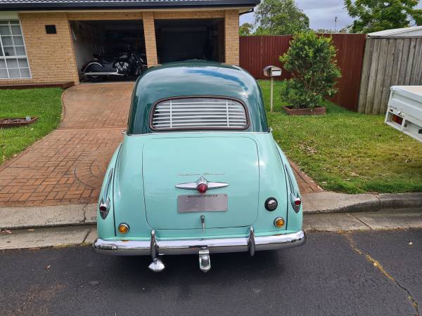 FJ Holden in Brookmere Green Met over Seaspray Green / Shannon Green — Special Sedan