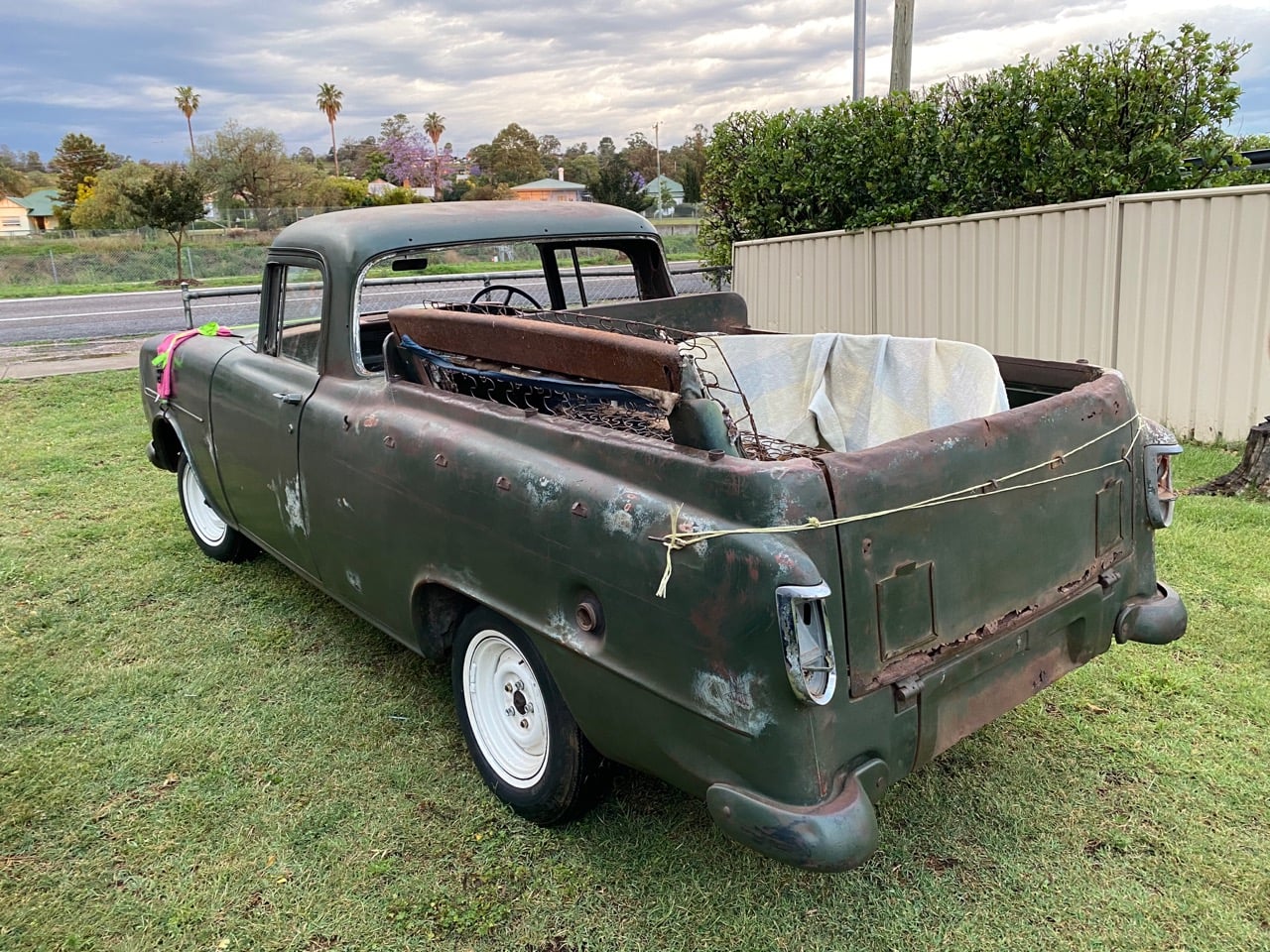 FB Holden in Army Green (Nitro) — Coupe-Utility