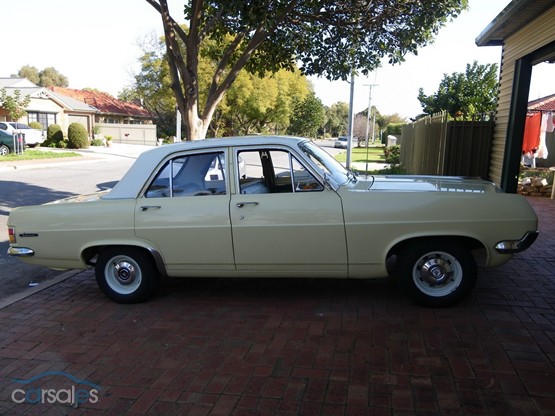 HD Holden in Fowlers Ivory over Hannans Gold — Special Sedan
