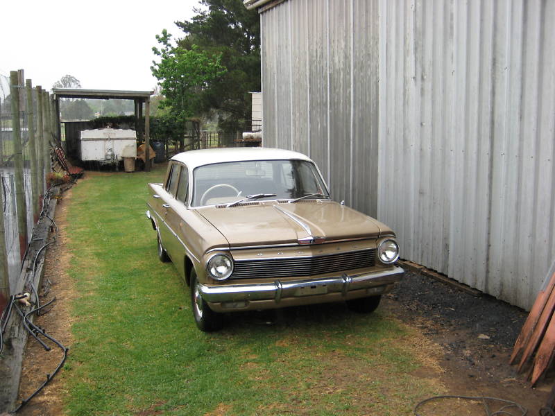 EJ Holden in Atherton Ivory over Euroa Gold Met — Premier Sedan