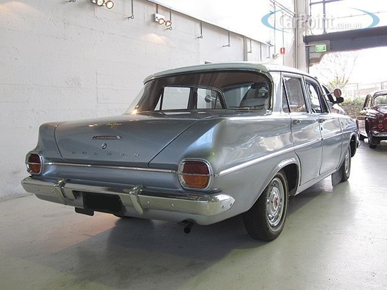 EJ Holden in Atherton Ivory over Theatre Grey Met — Premier Sedan