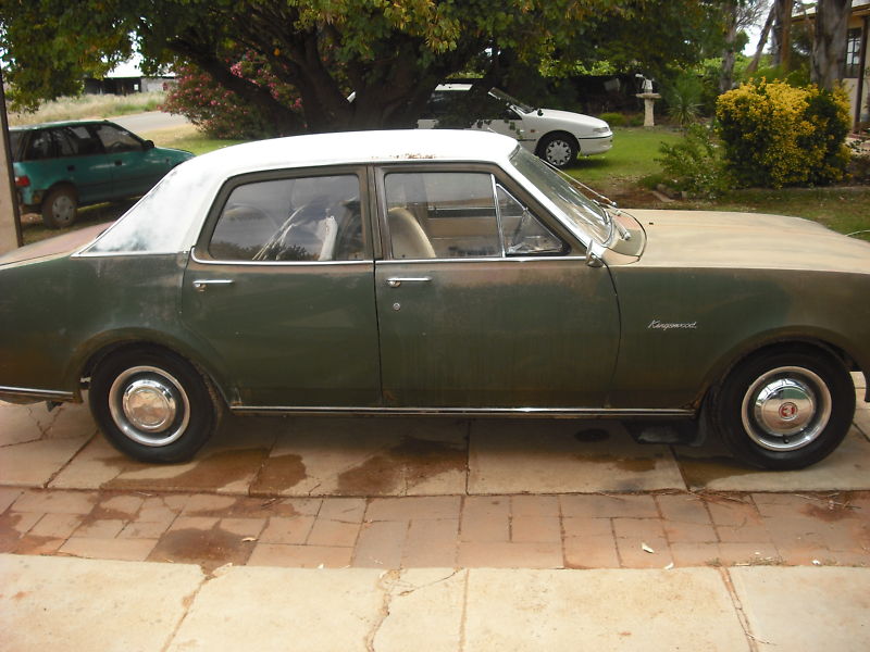 HG Holden in Kashmir White over Dark Olive — Kingswood Sedan