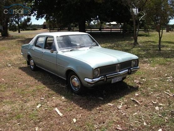 HG Holden in Silver Mist Met — Kingswood Sedan