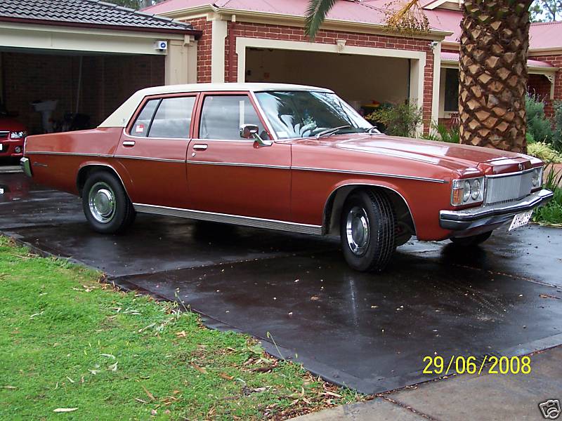 HJ Holden in Persian Sand Met — Statesman DeVille Sedan