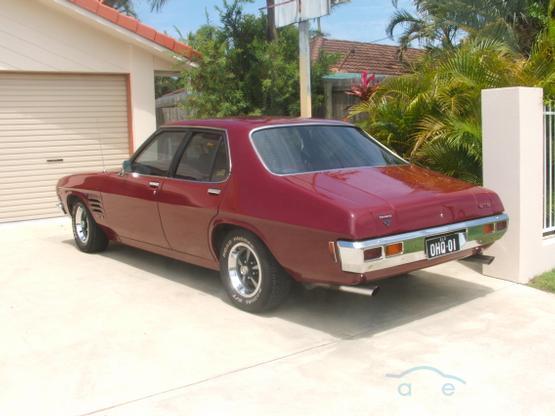 HQ Holden in Burgundy — Monaro GTS/4