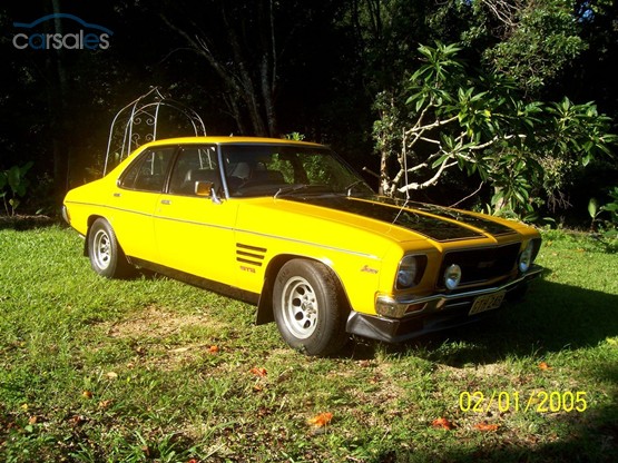 HQ Holden in Chrome Yellow — Monaro GTS/4