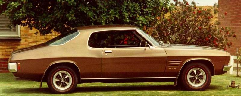 HQ Holden in Nutmeg Met — Monaro GTS Coupe