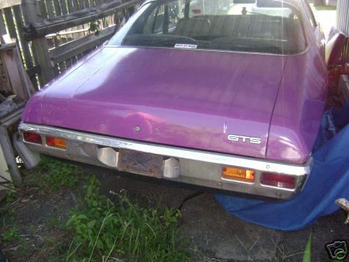 HQ Holden in Purr Pull — Monaro GTS Coupe