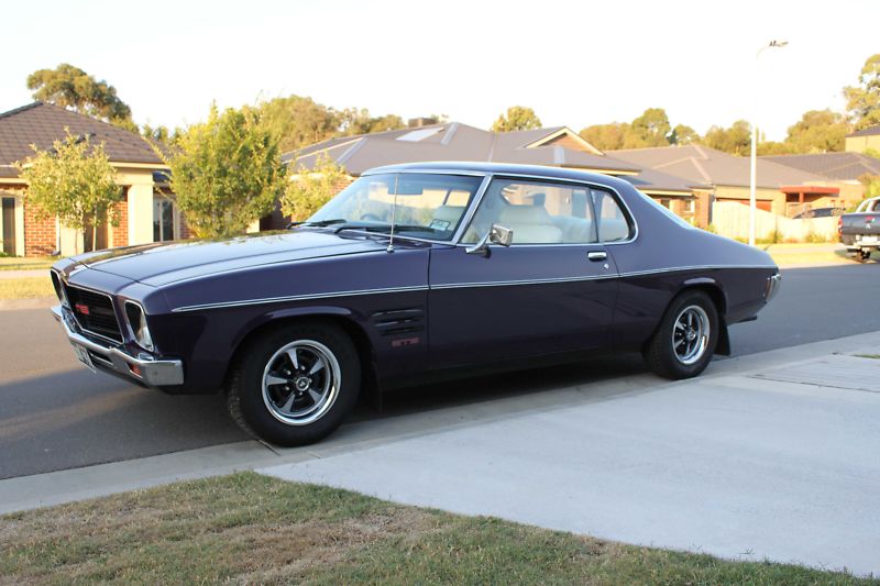 HQ Holden in Royal Purple — Monaro GTS Coupe