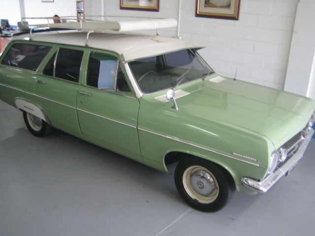 HR Holden in Grecian White over Finisterre Green — Special Station Sedan