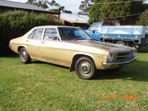 HQ Holden in Champagne Mk2 Met — Kingswood Sedan