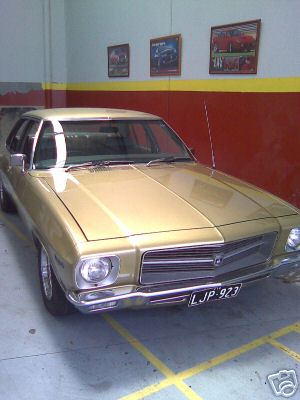HQ Holden in Duchess Gold Met — Kingswood Sedan