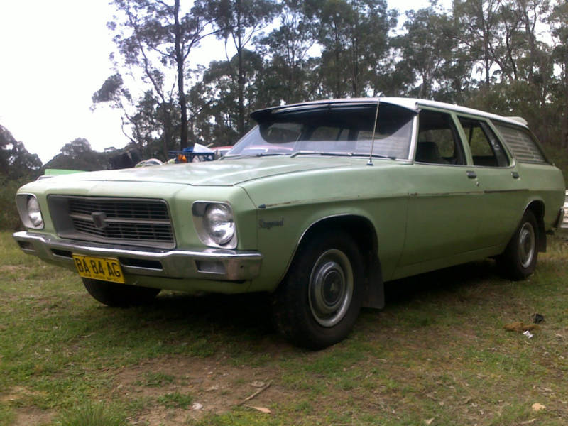 HQ Holden in Glacier White over Olive Green — Kingswood Station Sedan