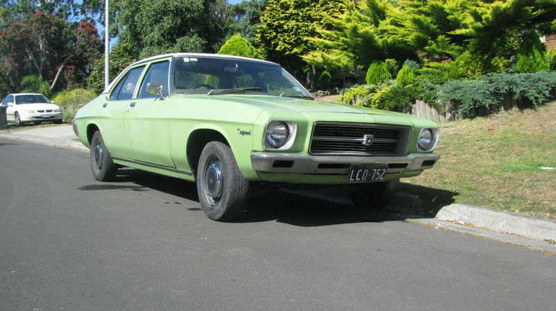 HQ Holden in Glacier White over Olive Green — Kingswood Sedan