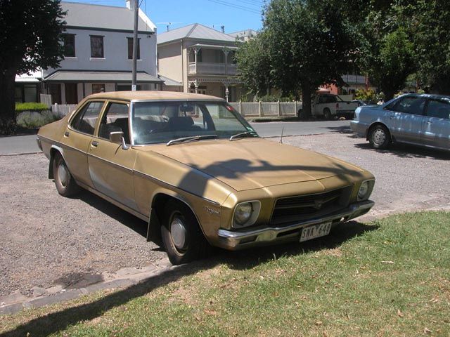 HQ Holden in Patina Gold Met — Kingswood Sedan