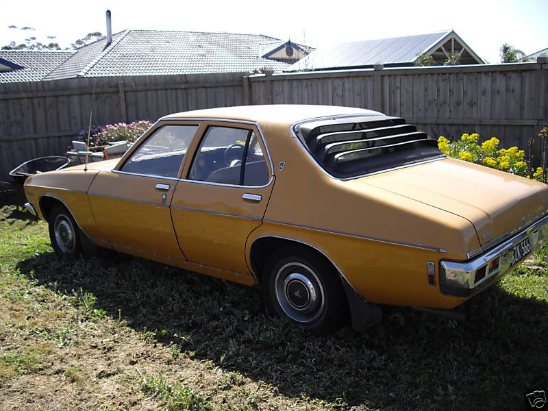 HQ Holden in San Remo Gold — Premier Sedan