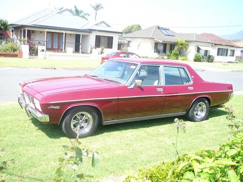 HQ Holden in Burgundy — Statesman Custom Sedan