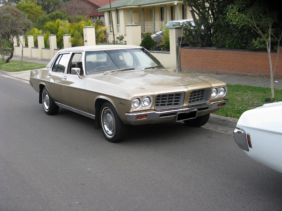 HQ Holden in Champagne — Statesman Custom Sedan