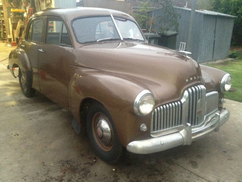 48 Holden in Guinea Gold Met — Standard Sedan