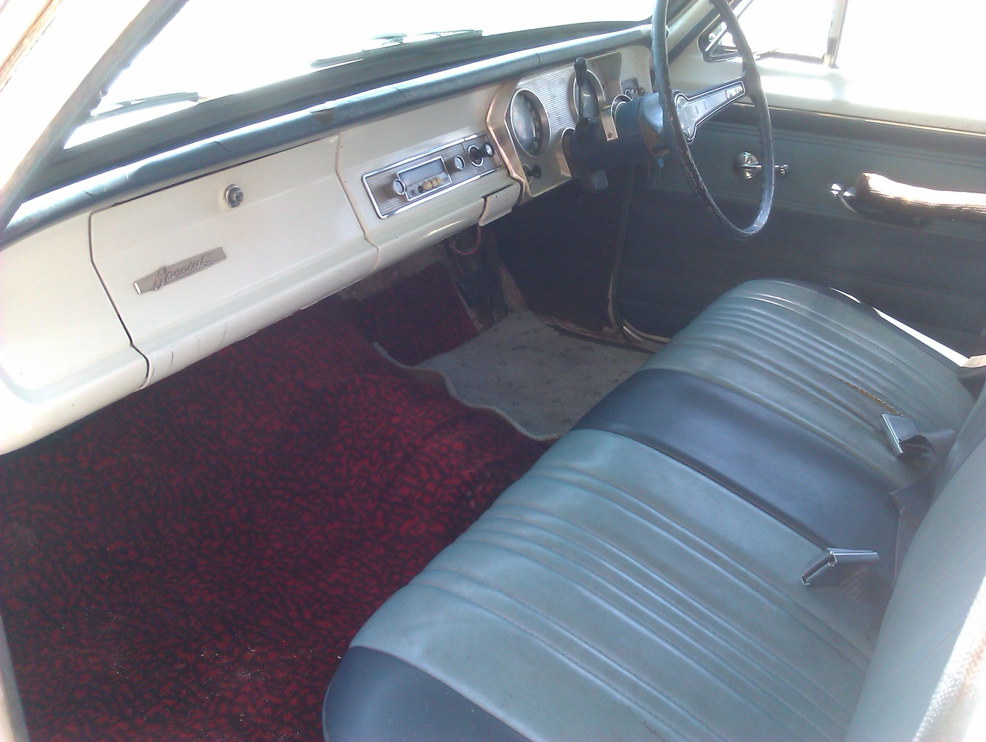 HR Holden with Dover & Calais Blue trim — Special Station Sedan