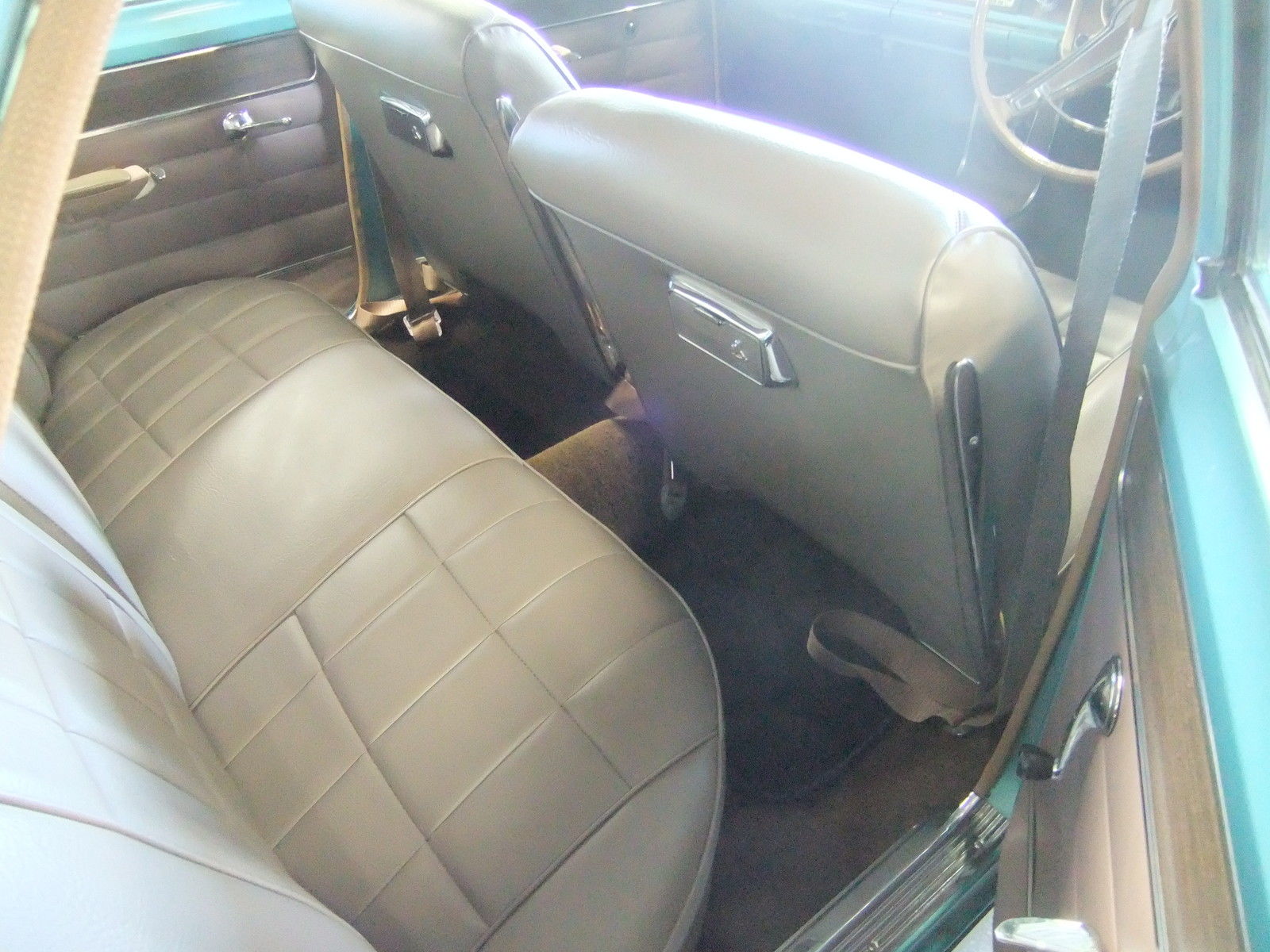 HR Holden with Honey Fawn trim — Premier Sedan