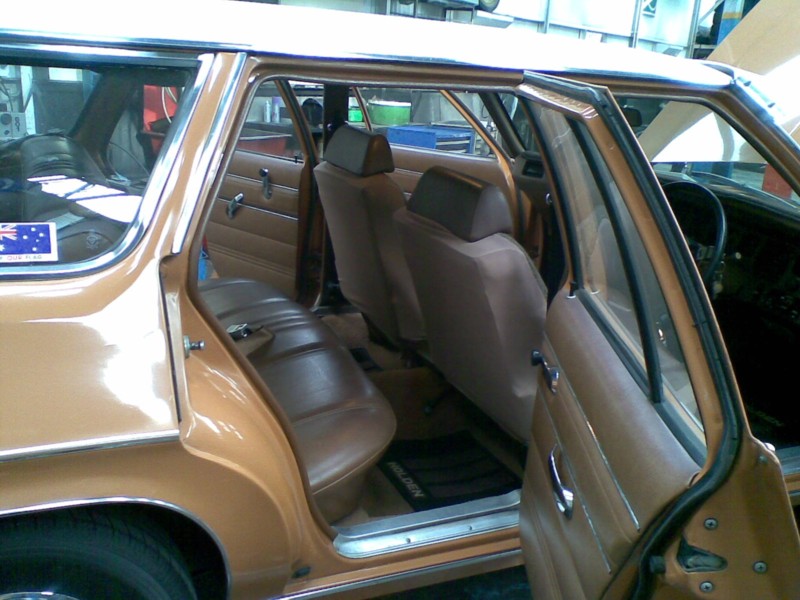 HQ Holden with Chesnut Vinyl trim — Kingswood Station Sedan