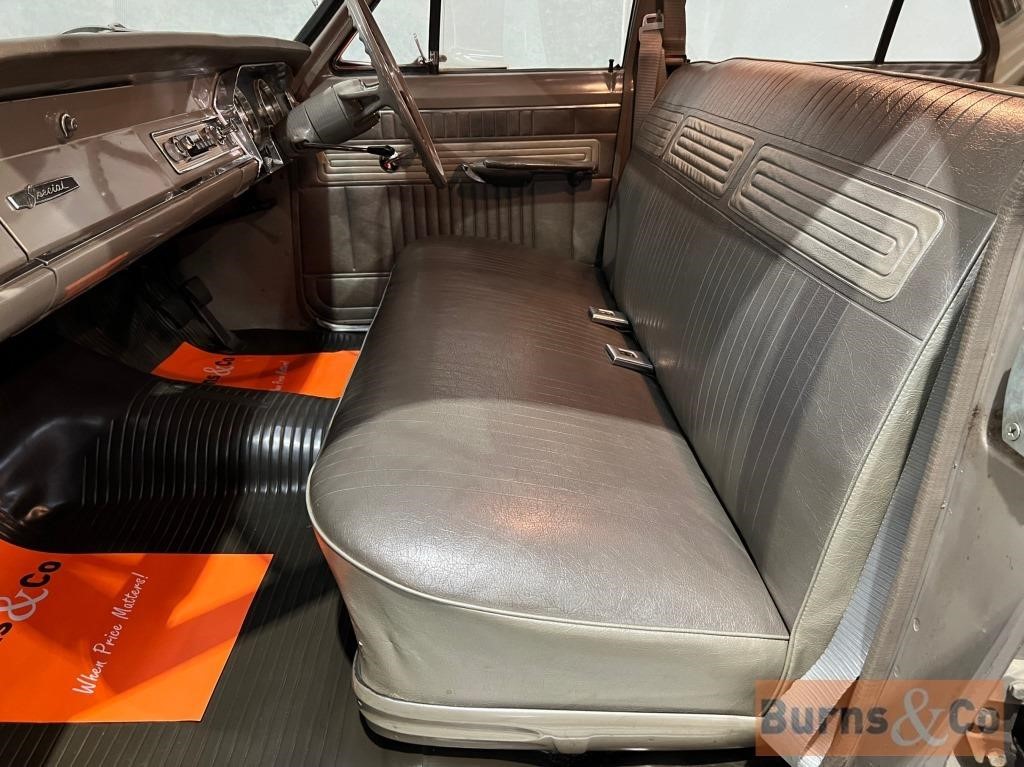 HD Holden with Cocos & Pitcairn Fawn trim — Special Sedan