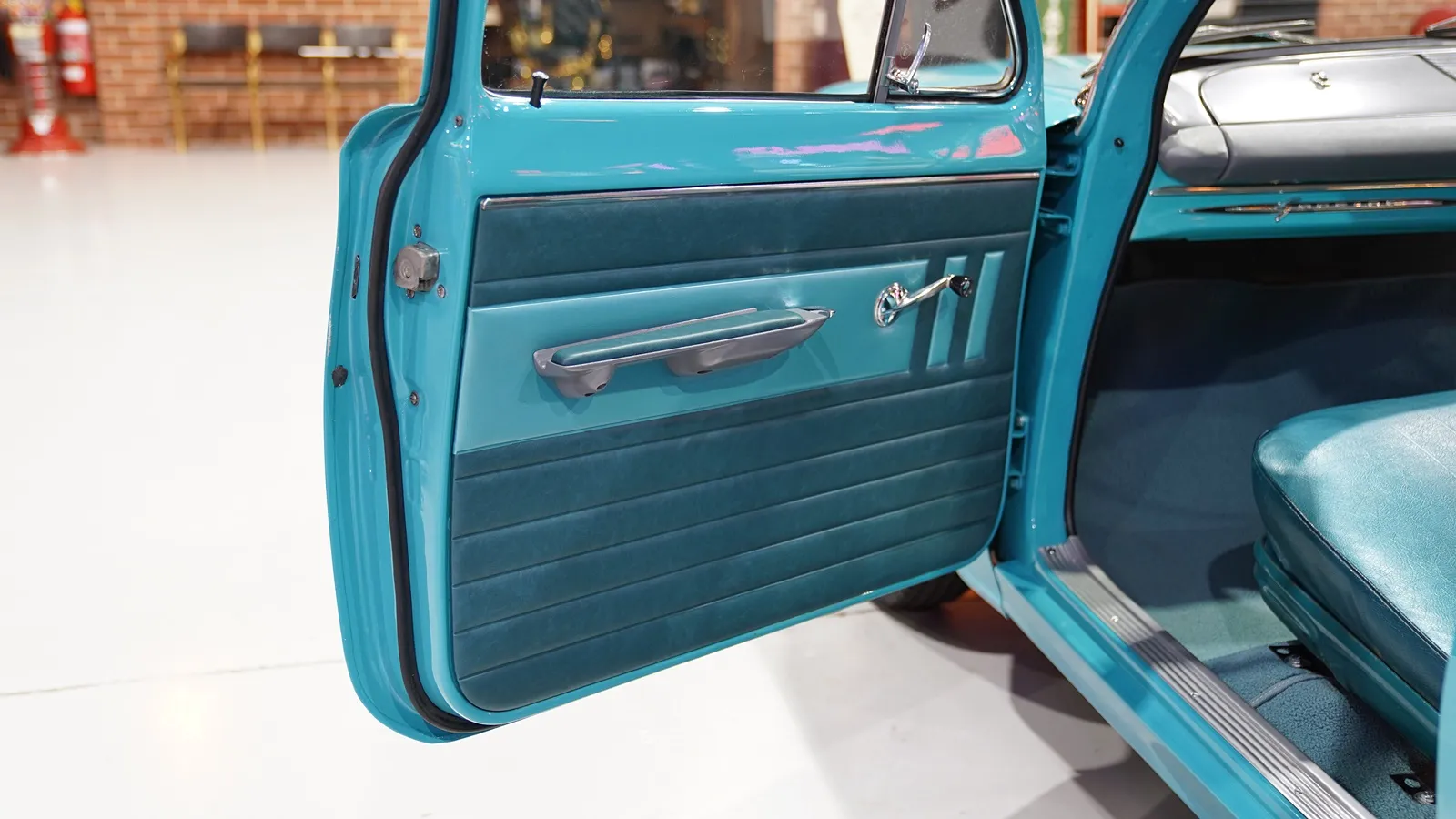 EH Holden with Gem & Tiara Turquoise trim — Special Station Sedan