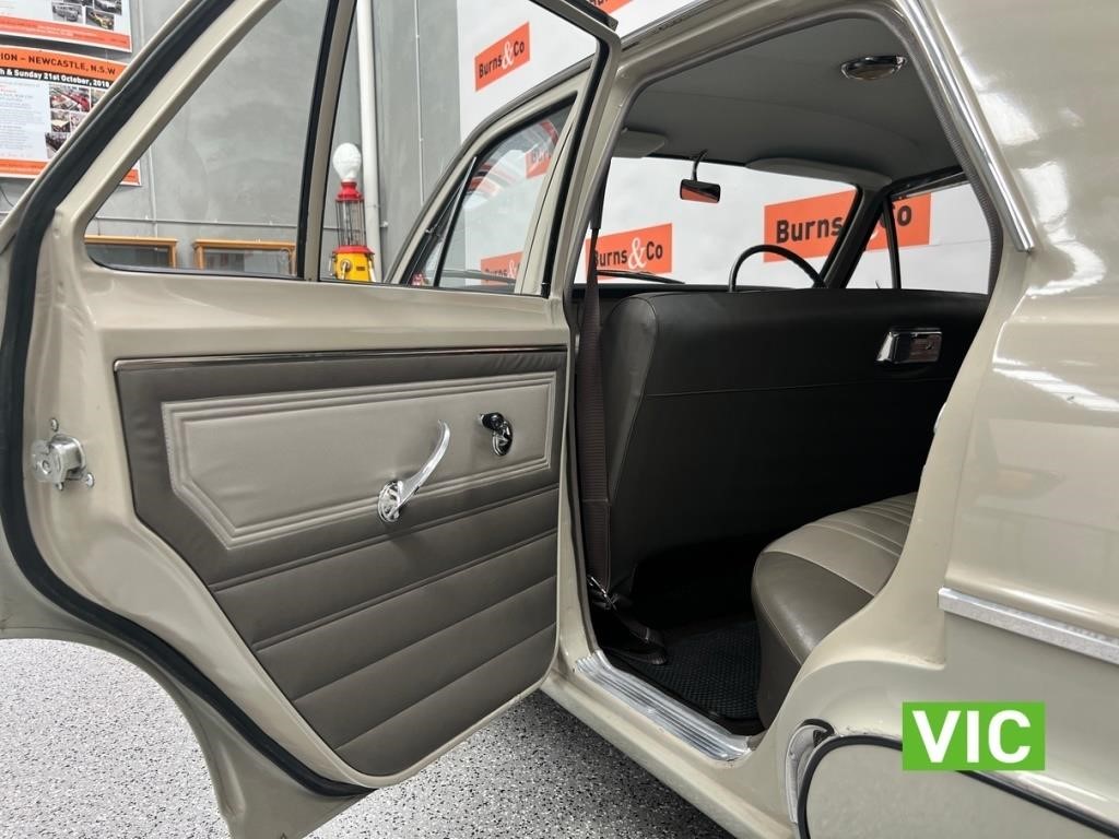 HR Holden with Copra & Valsand Fawn trim — Special Sedan