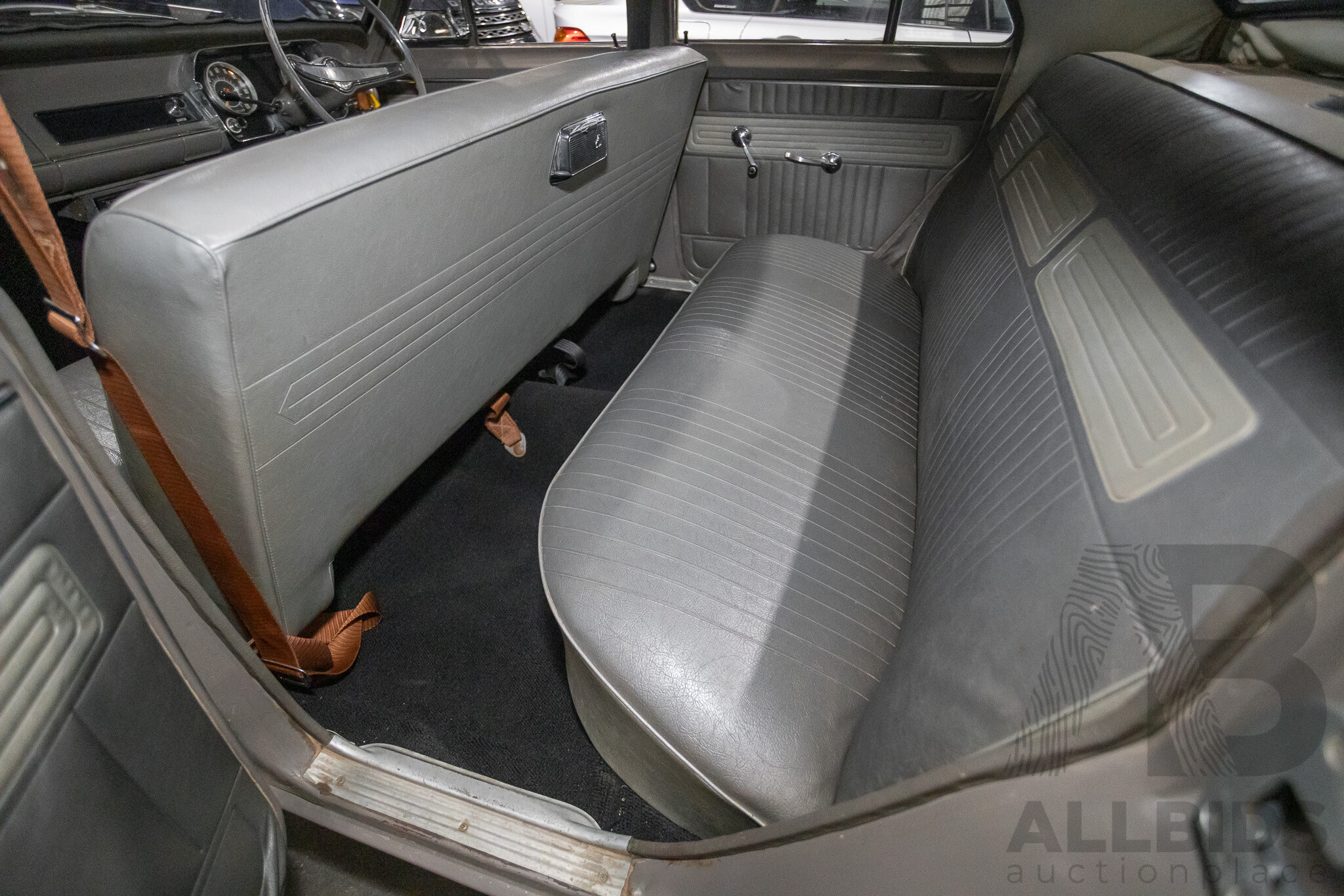 HD Holden with Cocos & Pitcairn Fawn trim — Special Sedan