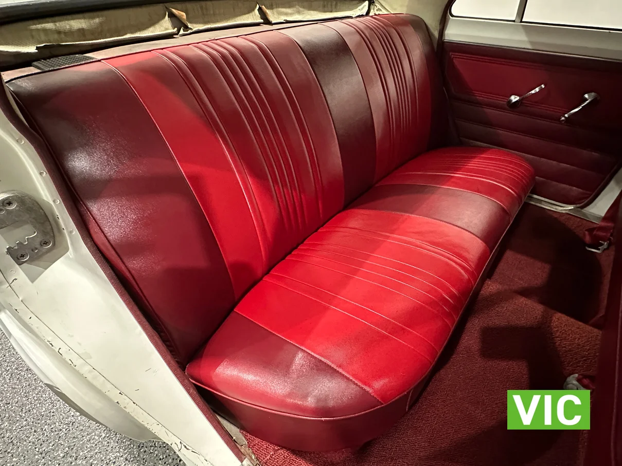 HR Holden with Dante & Mephisto Red trim — Special Sedan