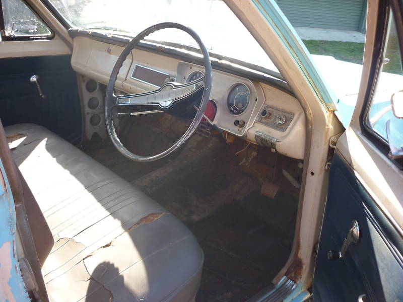 HR Holden with Copra Fawn trim — Coupe-Utility