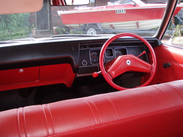 HQ Holden with Red Vinyl Bench trim — Belmont Sedan