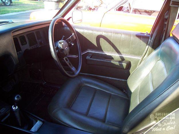 HQ Holden with Juniper Vinyl trim — Monaro GTS/4