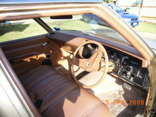 HQ Holden with Chesnut Vinyl trim — Kingswood Sedan