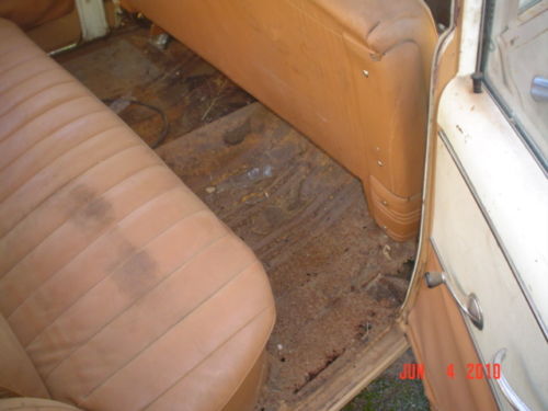 FE Holden with Morocco Tan & Egret Ivory trim — Special Sedan