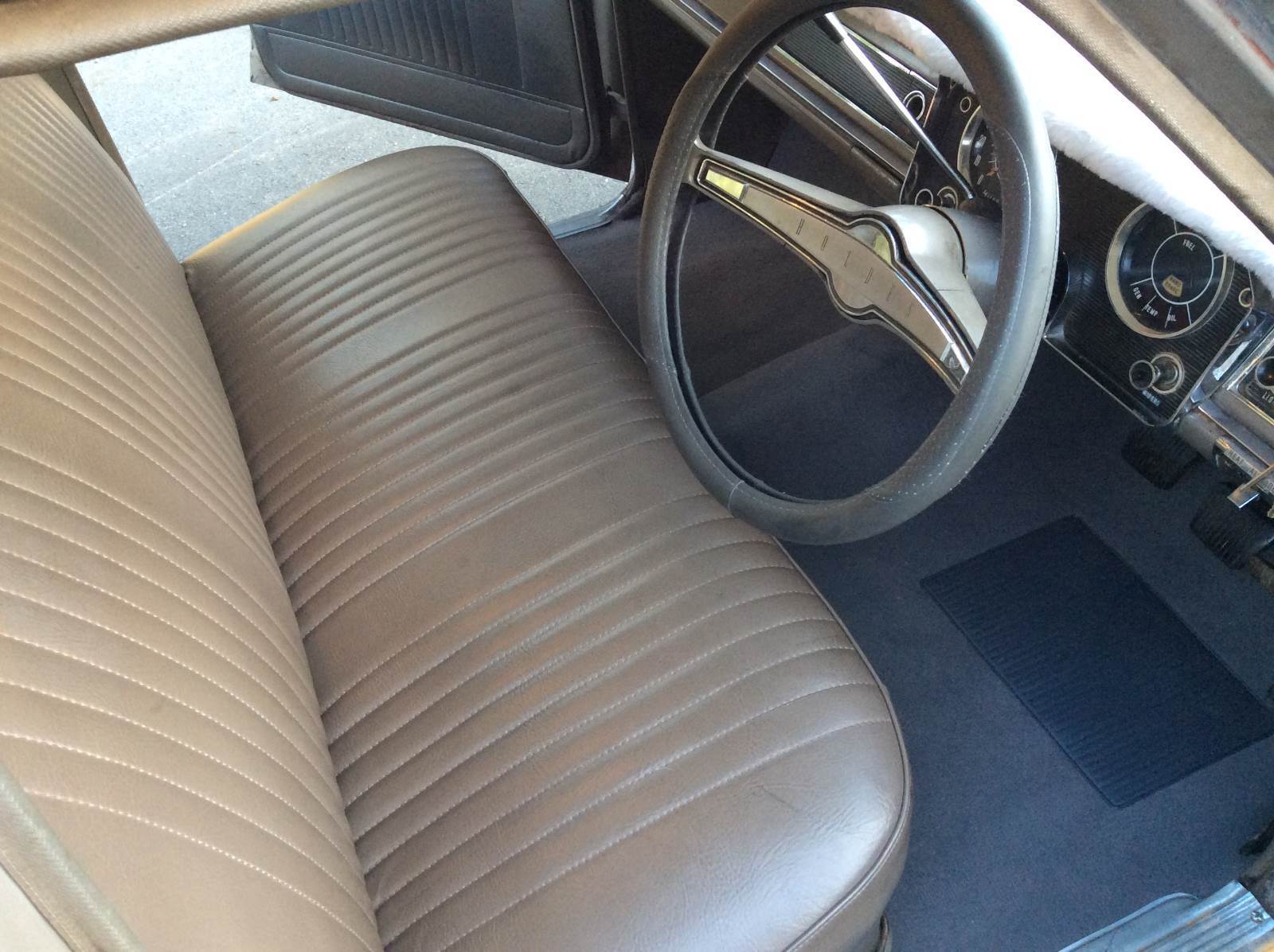 HD Holden with Cocos & Pitcairn Fawn trim — Special Sedan