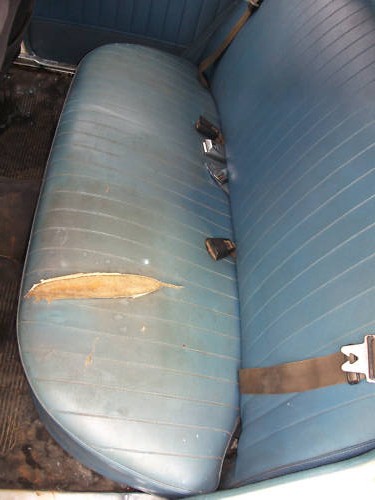 HG Holden with Bayou Blue Vinyl trim — Belmont Sedan